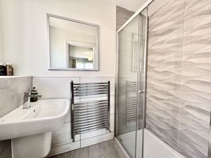 Photo 19- click for photo gallery